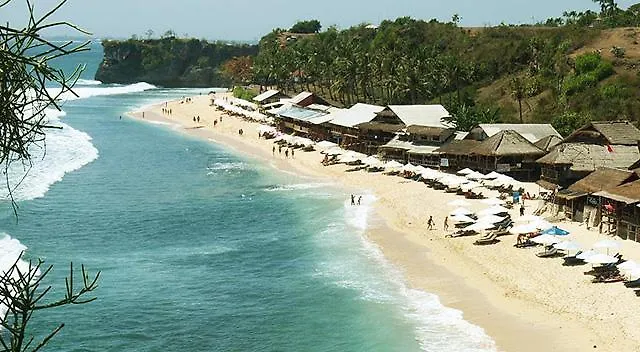 Cantik Villas 3*